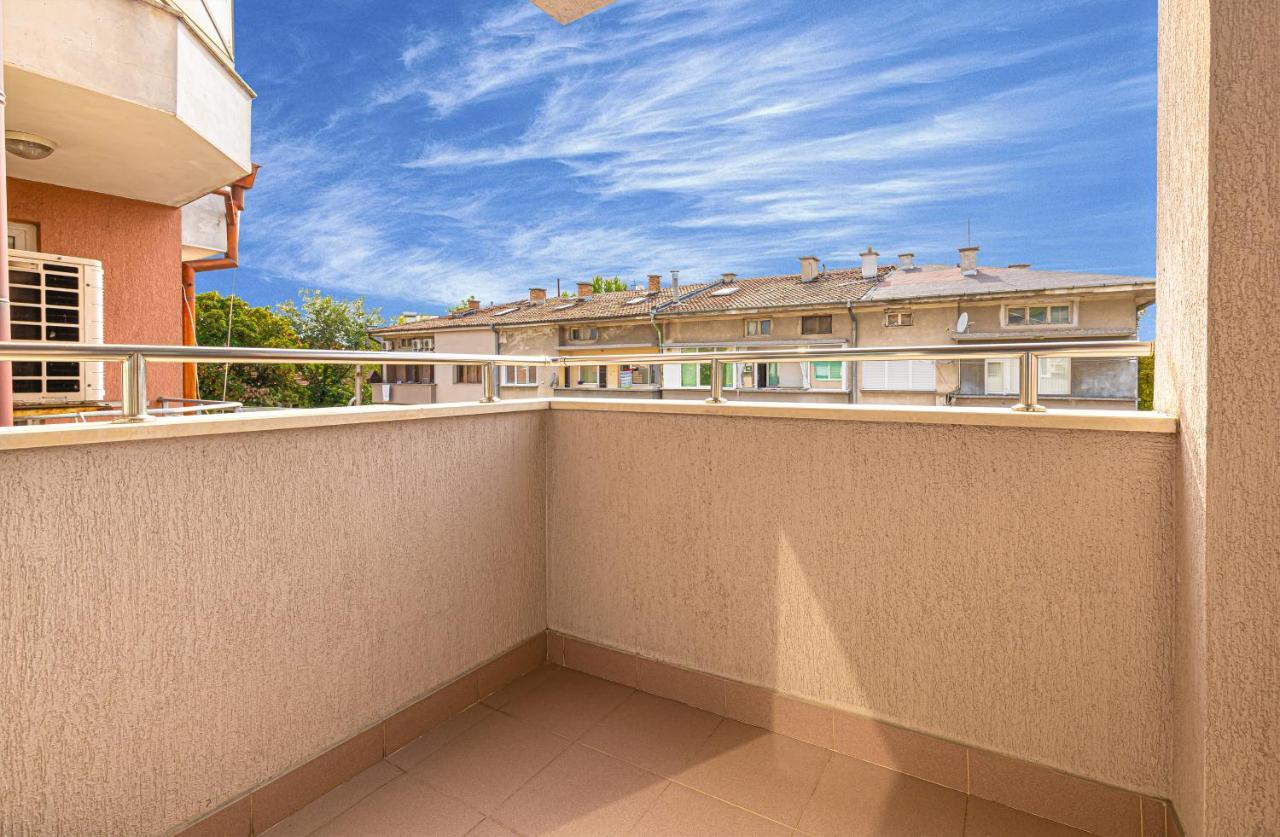 Modernly-Designed 1Bd Apartment With A Nice Terrace Plovdiv Esterno foto