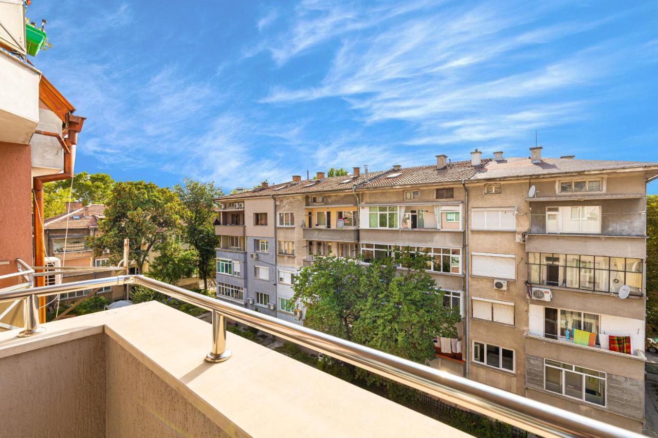 Modernly-Designed 1Bd Apartment With A Nice Terrace Plovdiv Esterno foto